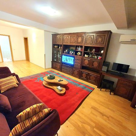 Centru Unirii Luxury Vip Apartament 2 Camere 98 Mp ! Parcare Subterana Privata Incalzita Iarna Si Climatizata Vara Doar Cu Rezervare In Limita Locurilor Disponibile ! Proprietate In Regim Hoteliep - Nu Are Bucatarie ! Bucureşti Eksteriør bilde